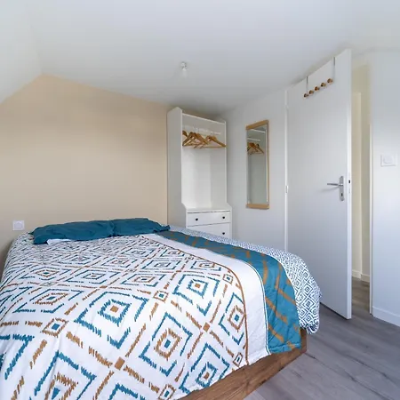 Apartamento Maison 4 Ch, Idéal Déplacement Pro, Parking, Rénové Ruan