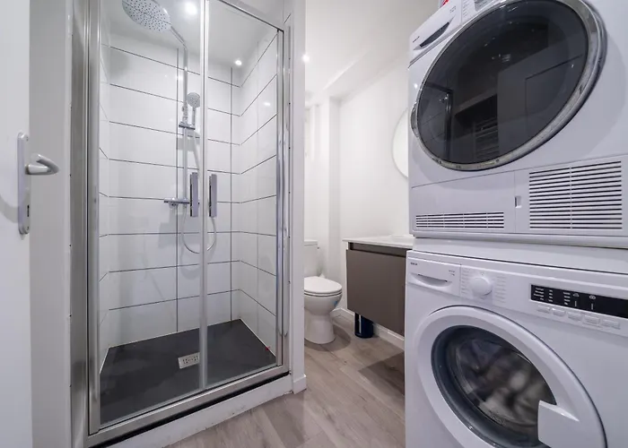 Apartment Maison 4 Ch, Ideal Deplacement Pro, Parking, Renove *